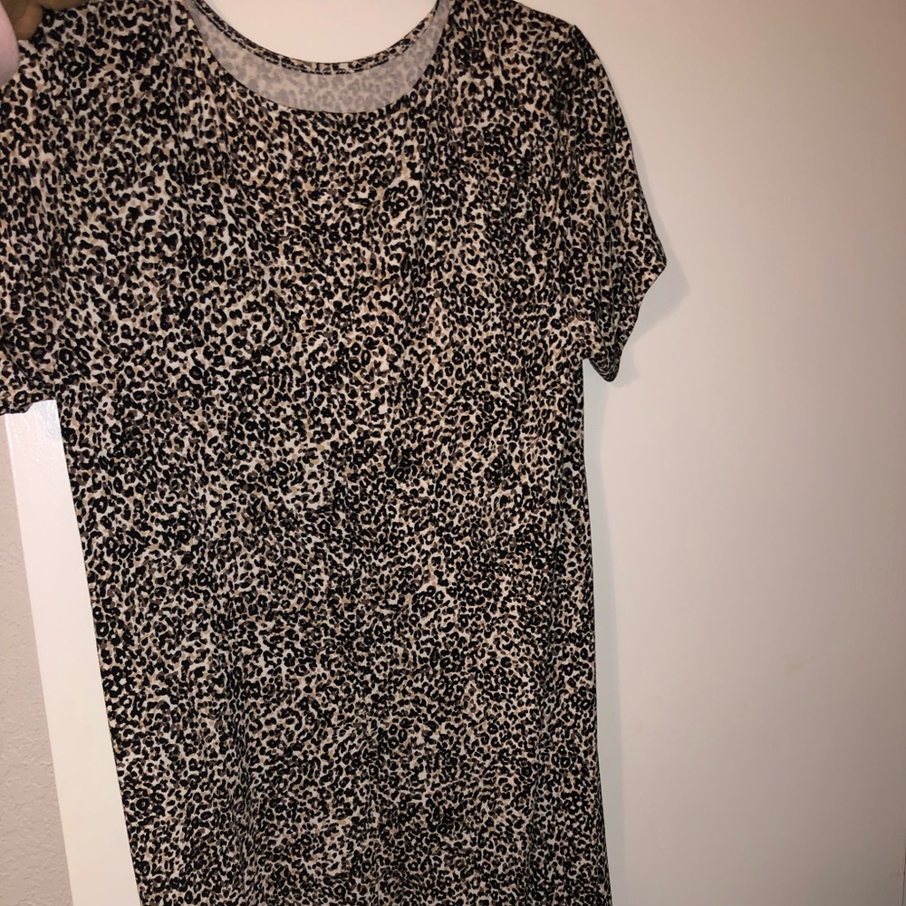 Leopard print flowy dress